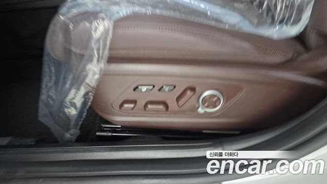 Hyundai Grandeur Hybrid 2024 — Photo 29/34