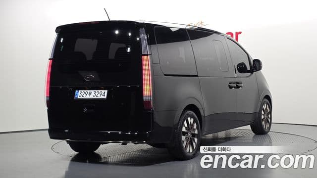 Hyundai Staria 2021 — Şəkil 2/20