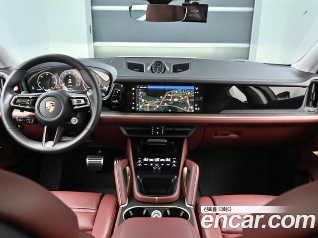 Porsche Cayenne 2025 — ფოტო 10/20