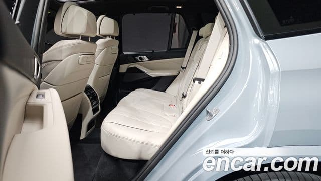 BMW X5 2025 — Photo 8/34