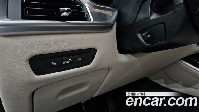 BMW X5 2025 — Photo 32/34