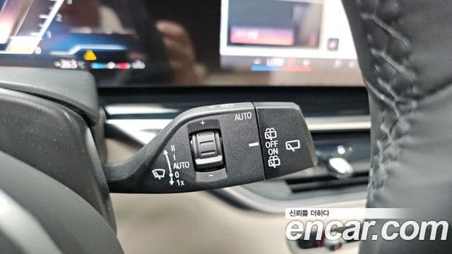 BMW X5 2025 — Photo 24/34