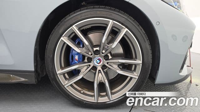 BMW 4 Series 2023 — Photo 20/33