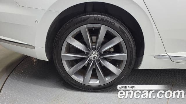 Volkswagen Arteon 2020 — ფოტო 5/20