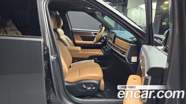 Hyundai Santa Fe 2024 — ფოტო 11/20