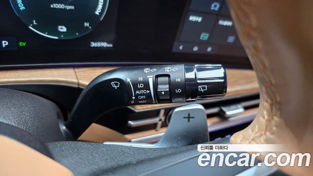 Hyundai Santa Fe 2024 — ფოტო 20/20