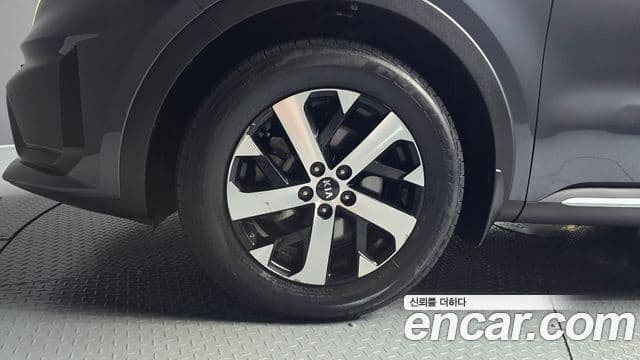 Kia Sorento 2021 — ფოტო 5/20