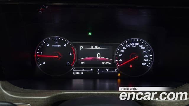 Kia Sorento 2021 — ფოტო 8/20