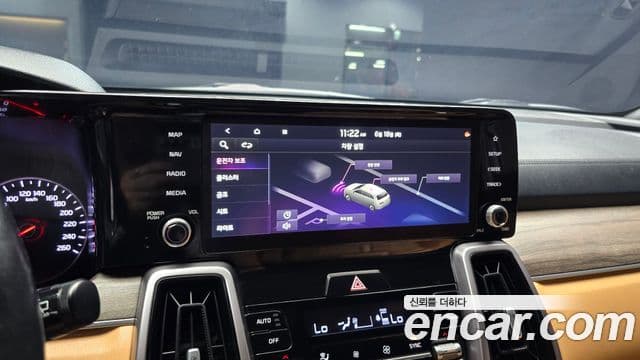 Kia Sorento 2021 — ფოტო 16/20