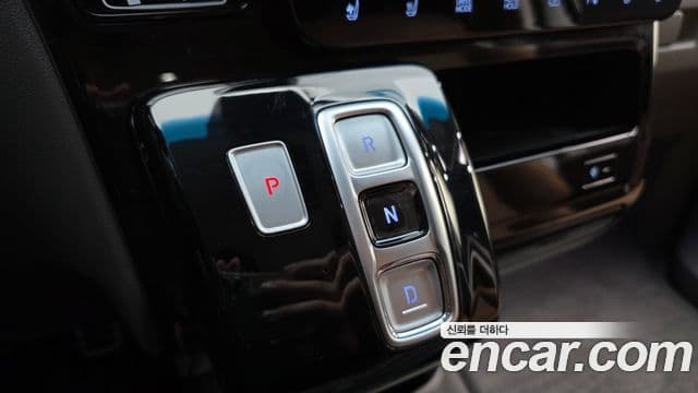 Hyundai Staria 2023 — Şəkil 9/20