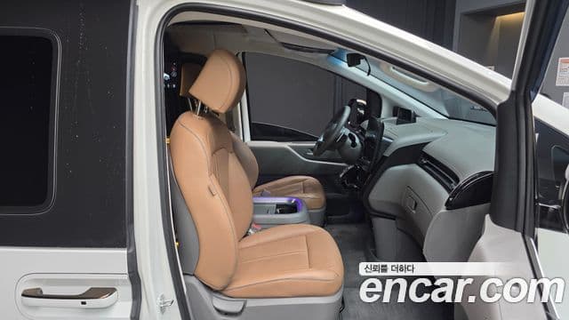 Hyundai Staria 2023 — Şəkil 12/20
