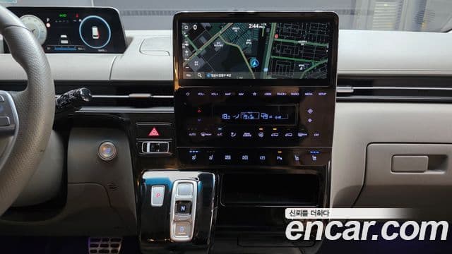 Hyundai Staria 2023 — Şəkil 15/20