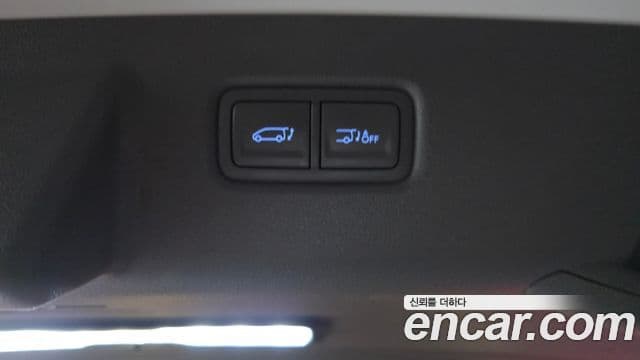 Hyundai Staria 2023 — фото 20 из 20