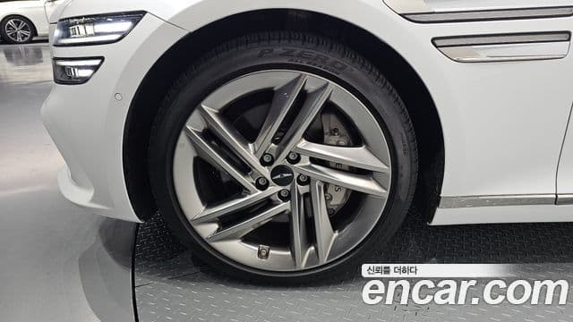 Genesis Electrified G80 2024 — ფოტო 5/20