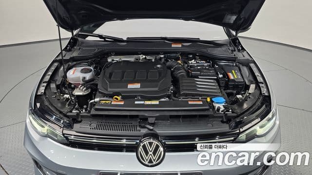 Volkswagen Golf 2026 — Şəkil 6/20