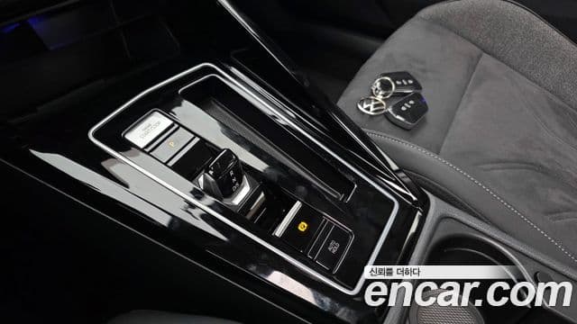 Volkswagen Golf 2026 — Şəkil 9/20