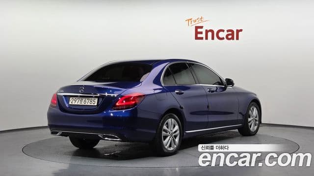 Mercedes-Benz C-Class 2019 — Şəkil 2/20