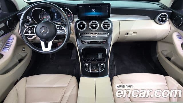 Mercedes-Benz C-Class 2019 — Şəkil 7/20