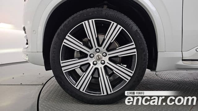 Volvo XC90 2022 — Şəkil 5/20