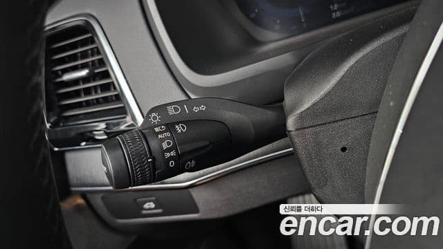 Volvo XC90 2022 — Photo 6/35
