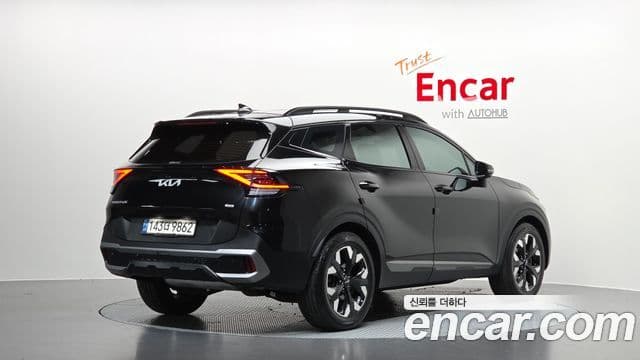 Kia Sportage 2021 — Фото 2/20