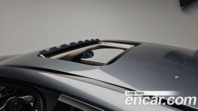 Mercedes-Benz E-Class 2019 — ფოტო 16/20
