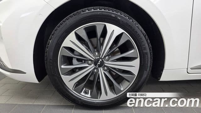 Kia K8 2023 — ფოტო 5/20