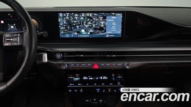 Hyundai Grandeur 2023 — ფოტო 13/20