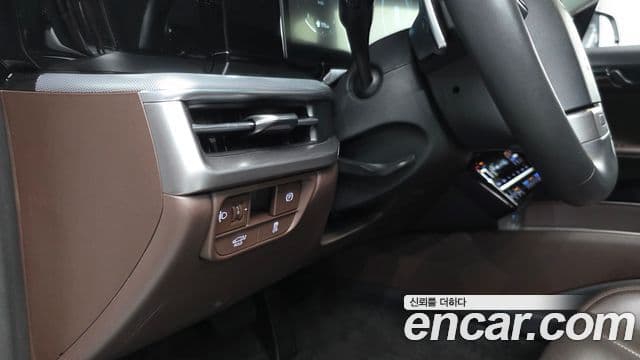 Hyundai Grandeur 2023 — ფოტო 18/20