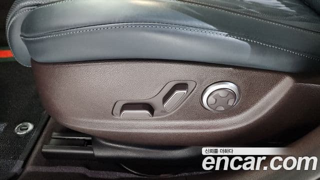 Genesis G80 2021 — Şəkil 32/36