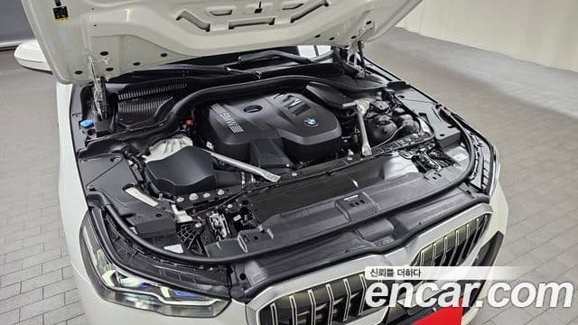 BMW 5 Series 2025 — Şəkil 6/20