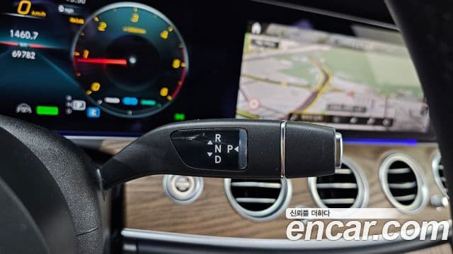 Mercedes-Benz E-Class 2023 — Фото 9/20