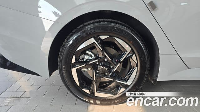 Kia K5 2026 — ფოტო 5/20