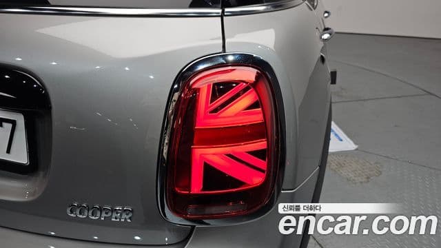 Mini Cooper 2024 — Photo 18/30
