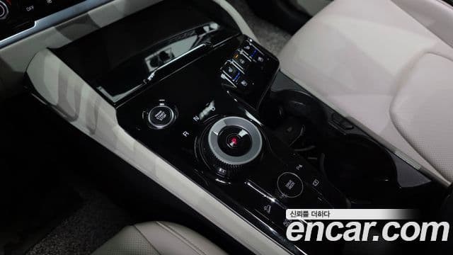 Kia Sportage 2023 — Фото 9/20