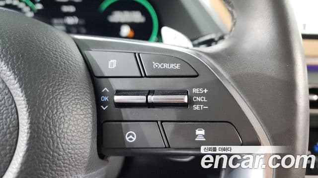Hyundai Sonata 2021 — ფოტო 17/20