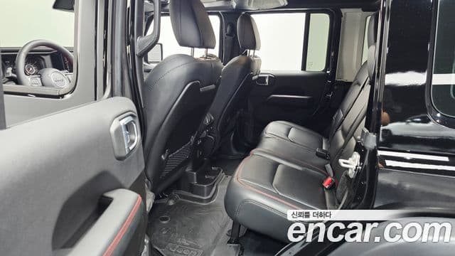 Jeep Wrangler 2024 — ფოტო 11/20