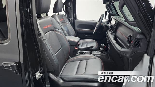 Jeep Wrangler 2024 — ფოტო 12/20