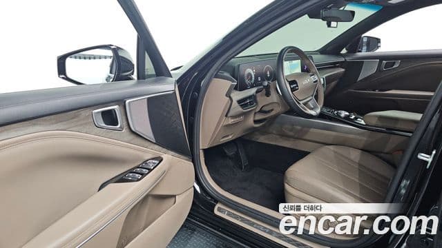 Kia K8 2022 — Şəkil 10/20