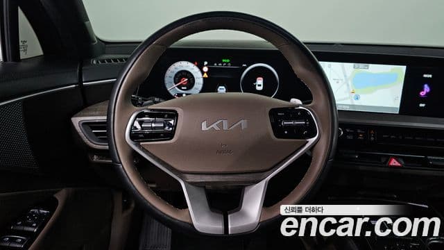 Kia K8 2022 — Şəkil 13/20