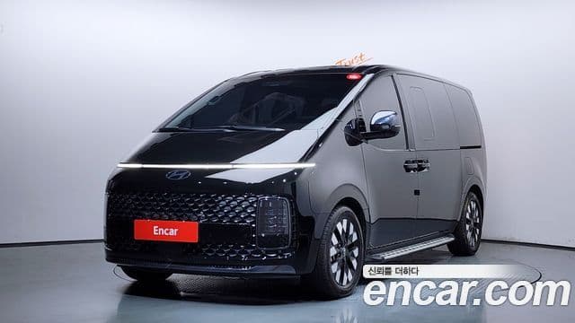 Hyundai Staria 2024 — ფოტო 1/20