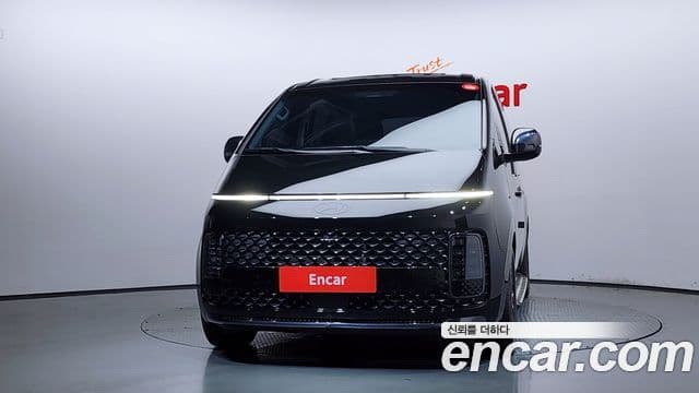 Hyundai Staria 2024 — ფოტო 3/20