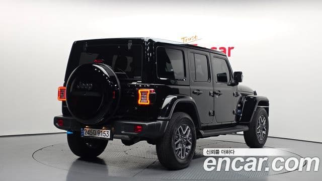 Jeep Wrangler 2022 — Şəkil 2/20