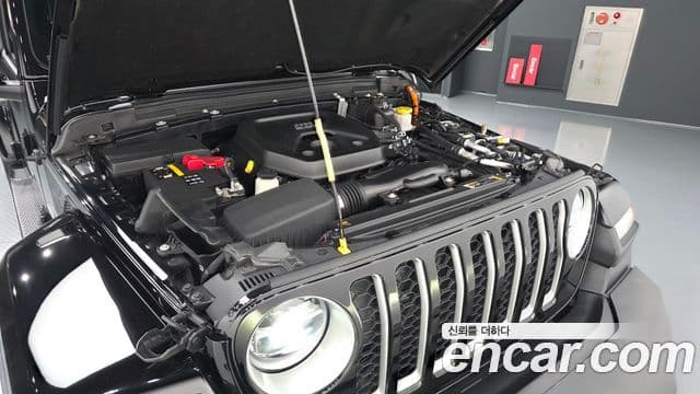 Jeep Wrangler 2022 — Şəkil 6/20