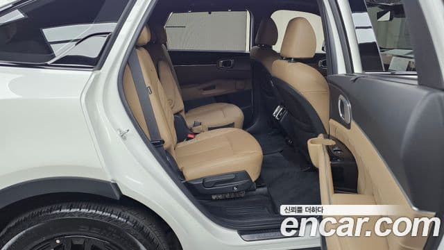 Kia Sorento 2024 — ფოტო 11/20