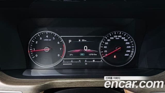 Kia Sorento 2022 — Şəkil 8/20
