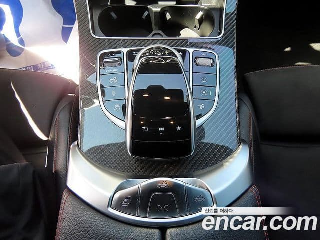 Mercedes-Benz C-Class 2018 — Şəkil 13/20