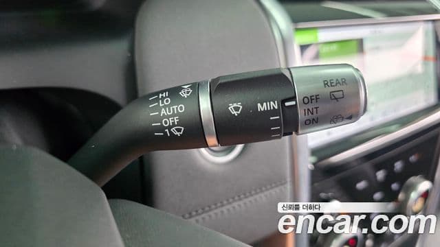 Land Rover Discovery Sport 2020 — Photo 29/33