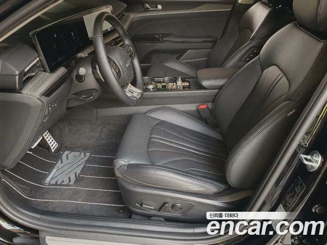 Kia K5 2026 — ფოტო 16/20