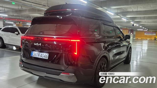 Kia Carnival 2025 — Photo 9/18